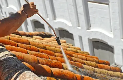 Nettoyage de toitures - Mathay